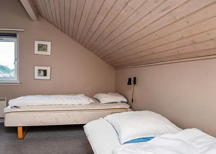 Apartment 6 Person In Romo-by Traum *